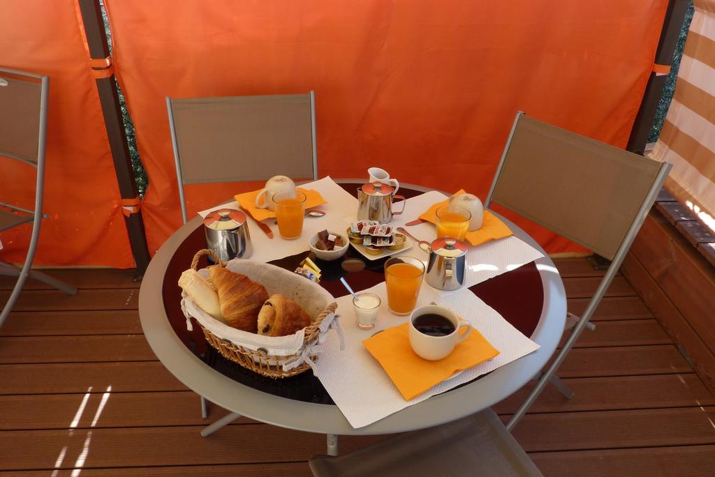 Hotel Du Soleil Hyères Esterno foto